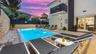 Vila Ketty Luxury House near beach by Villas Guide - 9