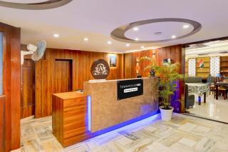 Townhouse Oak Clock Tower Formerly Hotel Ambassador - 2