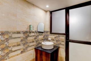 Townhouse Oak Clock Tower Formerly Hotel Ambassador - 4