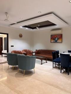 Divine India Service Apartment 3BHK, J-130 A - 7