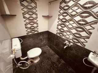 Here & Now - Stay for Family and Solo Travelers - 1