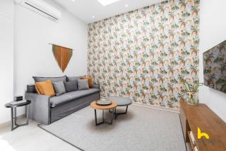 Eclectic Basement Studio with Ceiling Window near Acropolis! - 0