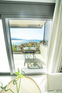 Poseidon Sea View Apartments - Ocean, River - 9