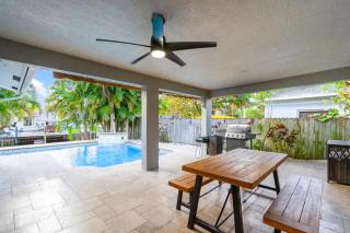 Waterfront House - Solar Heated Pool, Arcade Games - 5