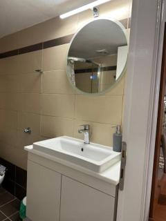 Angeligue Studio with Balcony - 4