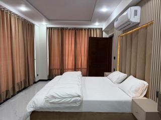 Scenic 1 Bed Apartment with Margalla Views - 4