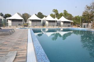 Mayfair green resort - 3