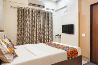 FabHotel Executive Pearl Inn - Nr Twin tower - 2