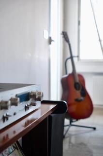 Central Mid Century - 9