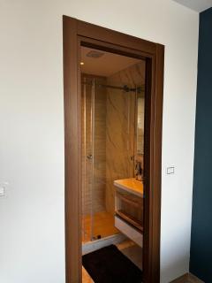 Central Mid Century - 4