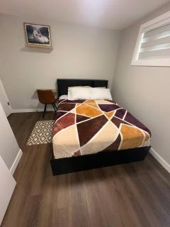 Cozy Furnished 1BR Suite in Regina - 9
