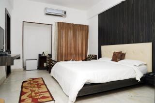 Hotel Navaratna Palace - 0