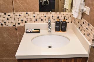 Resort Like Amenities - Accommodation In The City - 9