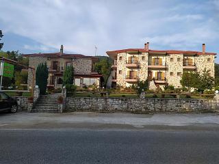 Orama Hotel - Serene Lake Plastira Retreat with Stunning Views - 2