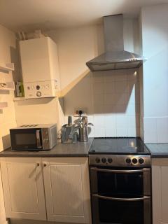MySA- 2BR House Near City Centre and Cardiff Bay with 2 Parking Spaces and Large Garden - 5