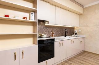 Sunny Modern 1BR Retreat with Cozy Balcony - 4