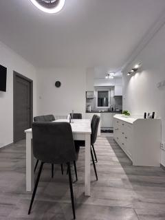 Alex Vip Apartman - 4