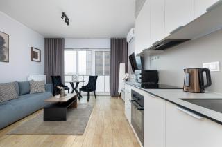 Zabrska Modern Studio next to Spodek with AC & Parking by Noclegi Renters - Katowice - 5