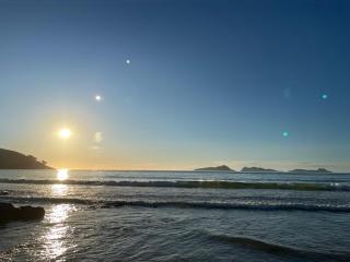 CASA FAMILIAR COMPLETA EN PATOS NIGRAN - 6