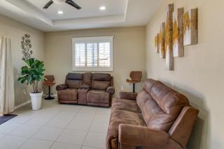 Stargaze and Unwind Quiet Turpin Gem with Fenced Yard - 6