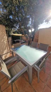 Villa Le Buis des Collines, classée 3 Étoiles AtoutFrance, magnifique villa superbement décorée et très bien équipée, idéale pour 6 pers, Terrasse extérieure avec son coin SPA, Clim, parking privatif - 6