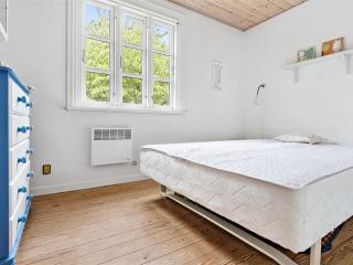 Holiday Home Skrolan - 200m from the sea by Interhome - 1