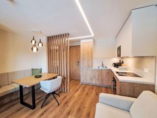 Apartment Aparthotel Iris-5 by Interhome - 4