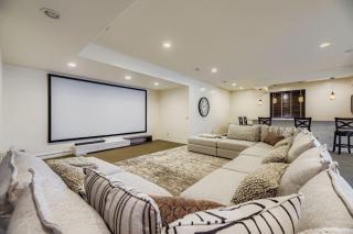 6BR Luxury Denver Retreat-Sleeps -14 - 7 Baths - 6