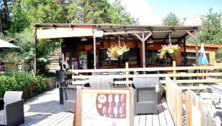 ZEcamping 2 avec piscine restaurant vue sur le village de Saint Auban - Briançonnet - 8
