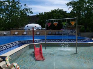 ZEcamping 4 étoiles animé piscine couverte cottage TV 29m2 4 pers - 9