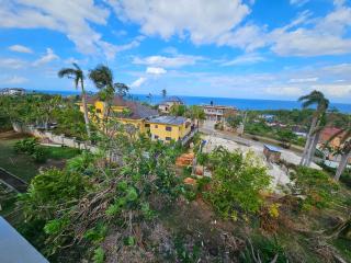 Quiet Escape at Unity Hall - 1