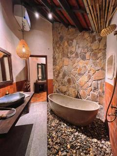 Tam Coc Thoms House - 8