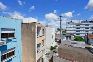 Refúgio Charmoso em Porto Alegre Conforto, Estilo e Localização Imbatível - Porto Alegre - 5