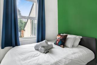 Modern 2-Bed, 1-Bath House in Nottingham - 6