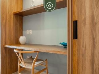 Amazing Apt with Ocean View - King Bed - 2