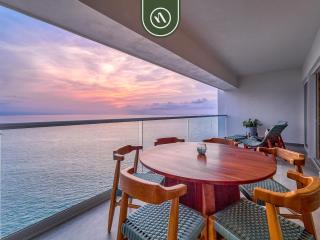 Luxury Oceanfront 3 BR Condo - Pools - 0