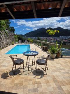 Casa com piscina vista mar - 9