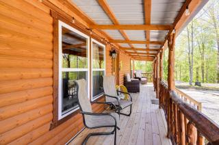 Cozy Lake Cumberland Cabin with Fire Pit - 8