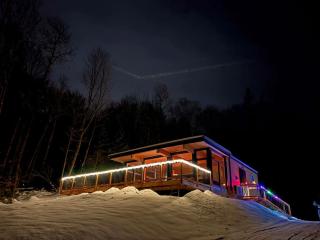Luxe Mountain Escape - Hot Tub - Fireplace - Cozy - 7