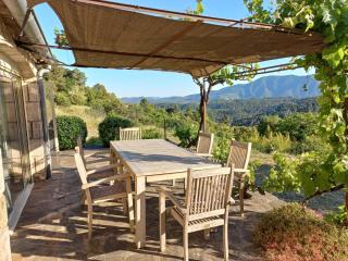 "La cigale et les fourmis" joli pavillon -  - 0