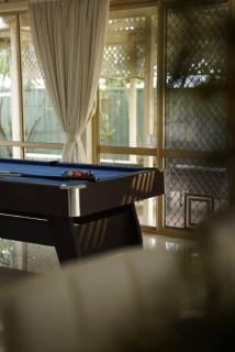 Spacious 5BR Family Home with Pool in Robertson - 6