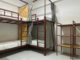 Chalok Chill Hostel Koh Tao - 1