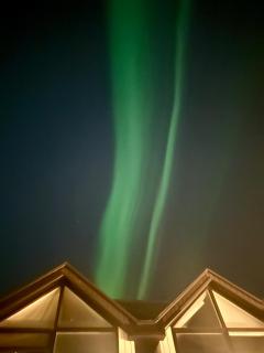 Luxurious House with hot & cold tub - 9