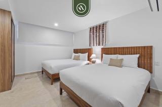 New Oceanfront 2 BR Condo - Gym - Beach - Pool - 9