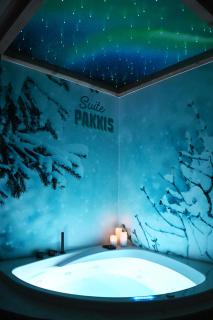 Suite PAKKIS Balnéo & Ciel Étoilé Boréal - 5