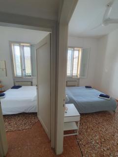 Bright Apartment with Attic - 5