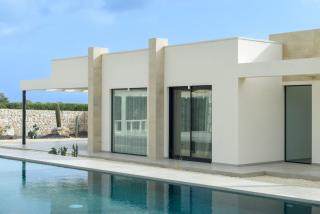 Villa Odette Avola - Heated Pool, Spa & Gym - 9