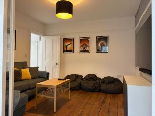 Coast House Cromer - Sleeps 15, hot tub, sea views - 7