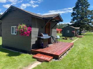 Cabin 7 at Horse Creek Resort - 7