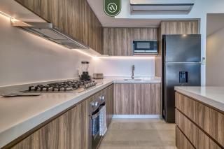 New Oceanfront 1 BR Condo - Gym - Beach - Pool - 6